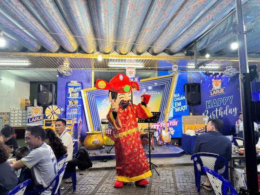 hành trình hợp tác larue